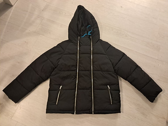 Uusi toppatakki L-XL