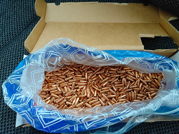 .224 luoteja (S569)