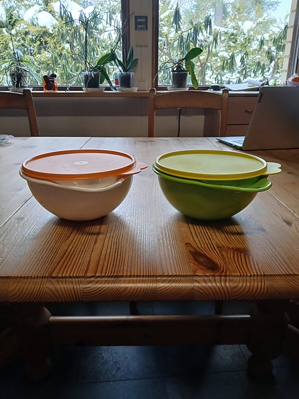 Tupperware pieni vatkauskulho