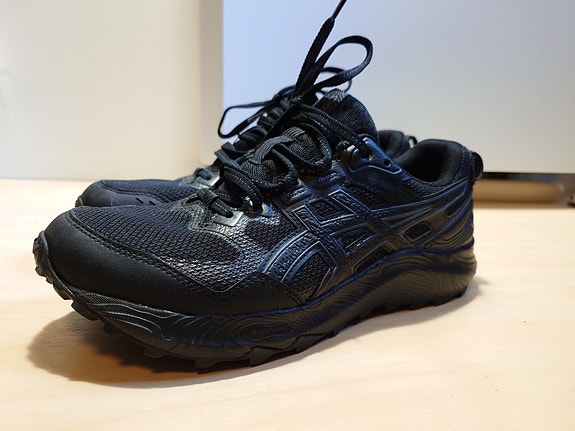 Asics Sonoma 7 gtx  juoksukengät koko 40.5 kuin uudet