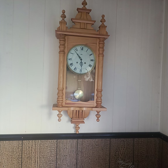 Seinäkello aika