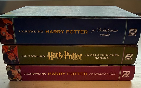 3 Harry Potter kirjaa