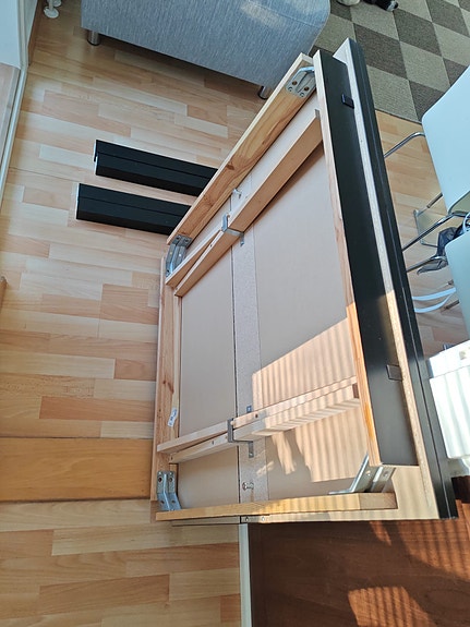 Myydään levitettävä pöytä Ikea Bjursta