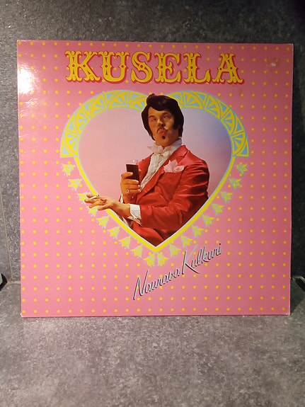 KUSELA - Naurava kulkuri LP