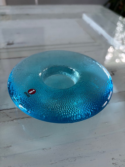 Iittala sininen Nappi lasikynttilänjalka / tuikkuastia