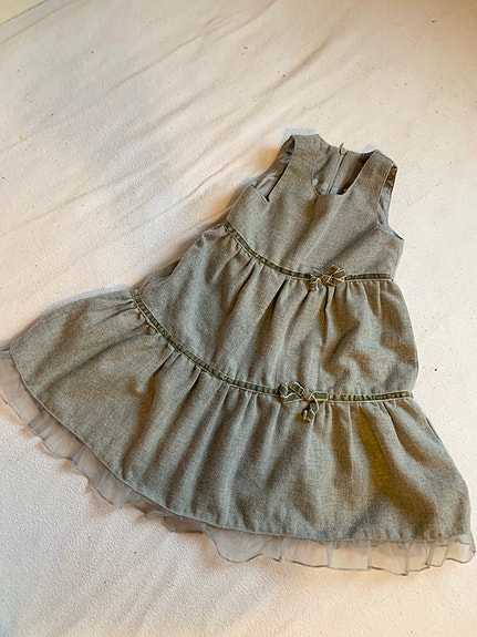 Kinderit mekko koko 98 harmaa tytöille