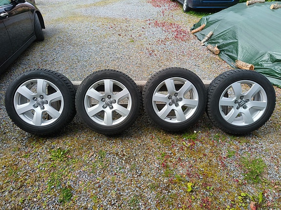 17" Nastarenkaat 5x112 alumiinivanteilla
