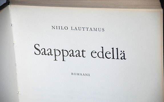 Niilo Lauttamus SAAPPAAT EDELLÄ (Gummerus 3.p 1963)