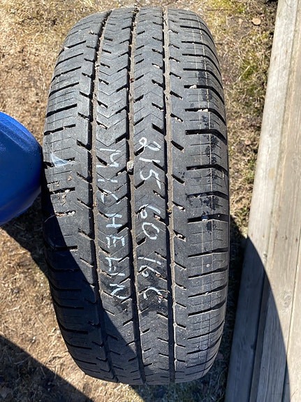 Michelin 215/60 16 C vahvistettu