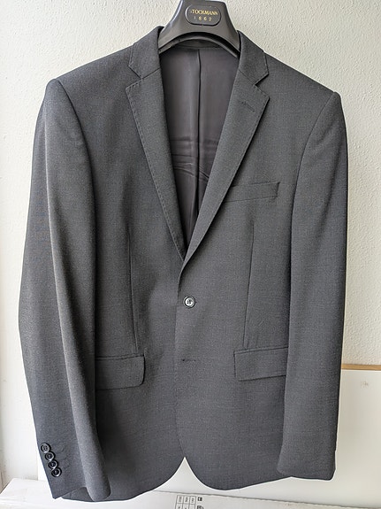 Stockmann Harold miesten puku koko 48/50 tummanharmaa