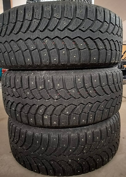 225/60-16 nastarenkaat 3kpl