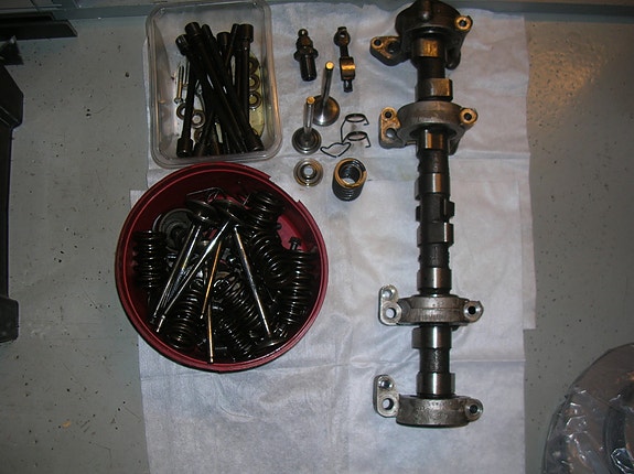 datsun ohc 1600 ventiilikoneito
