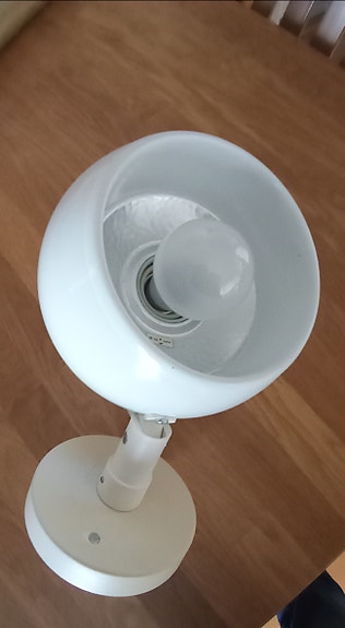 Lampukas valaisin