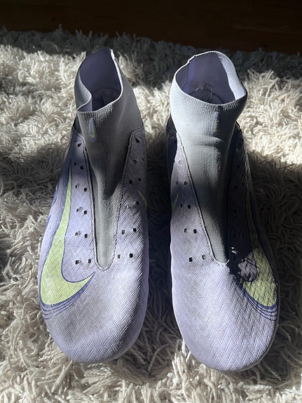Nike Air Zoom jalkapallokengät koko 44