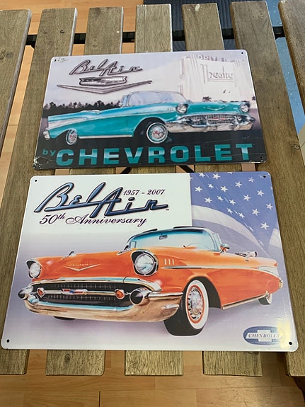 Chevrolet Bel Air metallikyltit 2 kpl