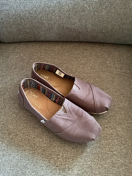 Toms kengät 37