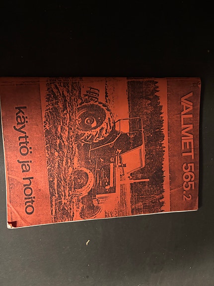 Valmet 565-2 traktori käyttö- ja huolto-opas