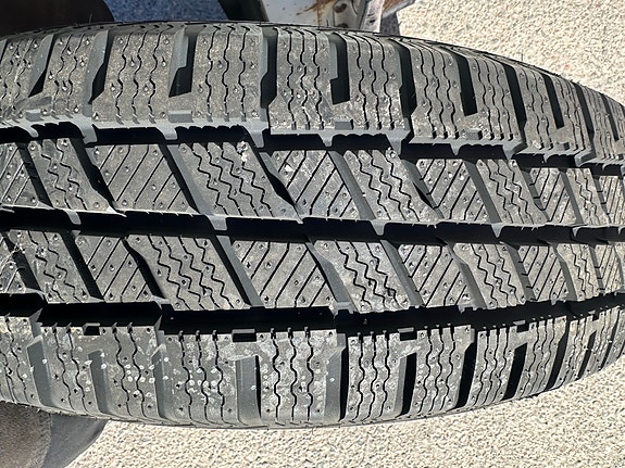Asuntoauton Fiat Ducato vararengas.