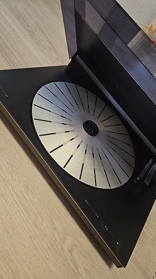 Bang & Olufsen Beogram 9000