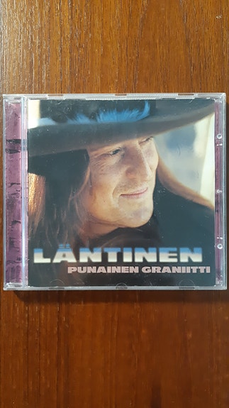 Tommi Läntinen: Punainen graniitti
