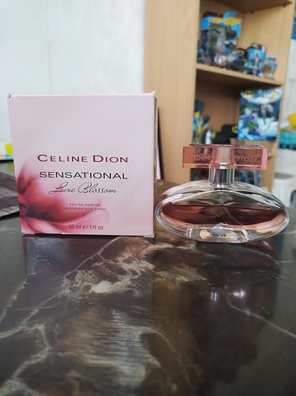 Celine Dion Sensational Luxe Blossom - hajuvesi