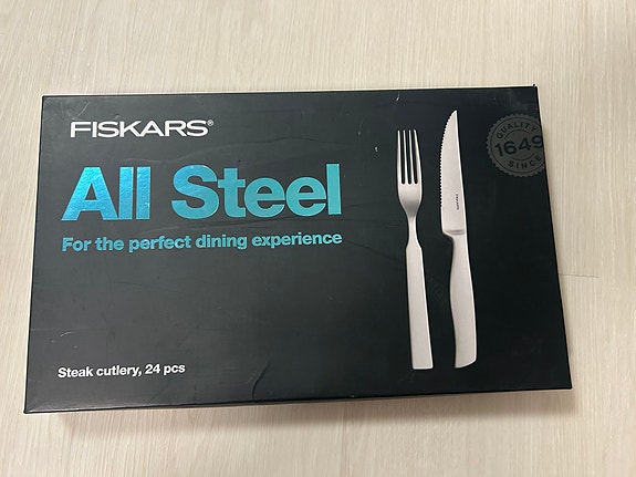 Fiskars all steel pihviaterimet