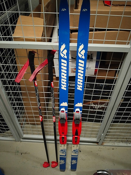 Karhu sukset