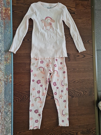 2-osainen🦄 pyjama 110/116