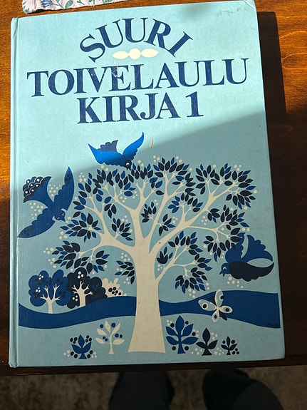 Suuri toivelaulukirja 1