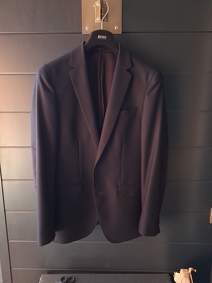 Hugo Boss tumman sininen puvun takki 48