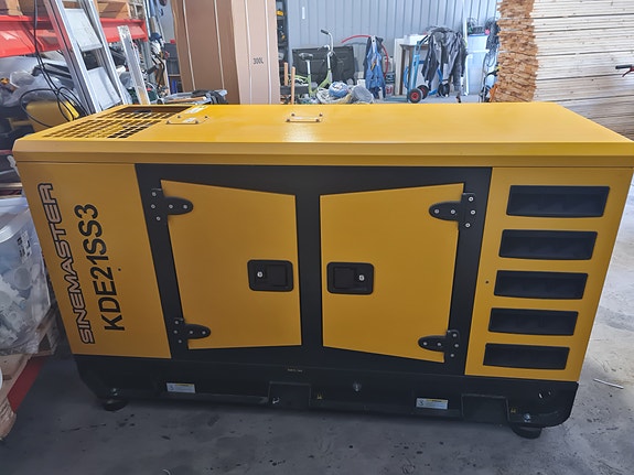 Generaattori, diesel, kolmivaiheinen, 21 kVA
