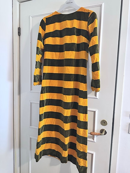 Marimekko kankaasta mekko