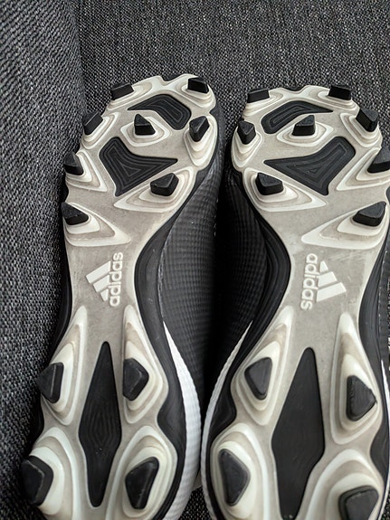 Adidas Predator jalkapallokengät