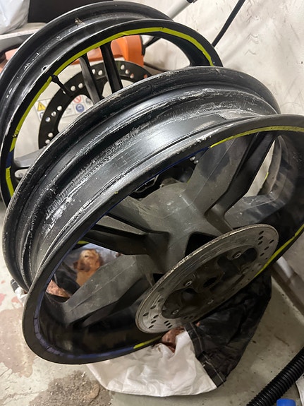 Yamaha TZR 50 - osia