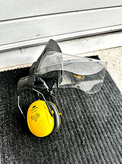 3M Peltor Optime I kuulosuojaimet visiirillä