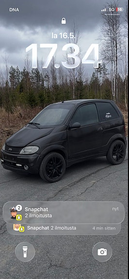 15” mopoauton vanteet renkaineen