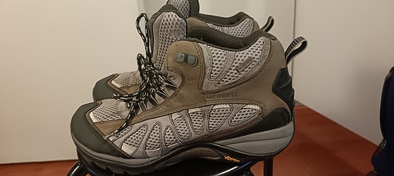 merrell vaelluskengät koko 8.5