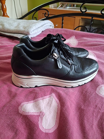 Tamaris 37/24cm nahkatennarit