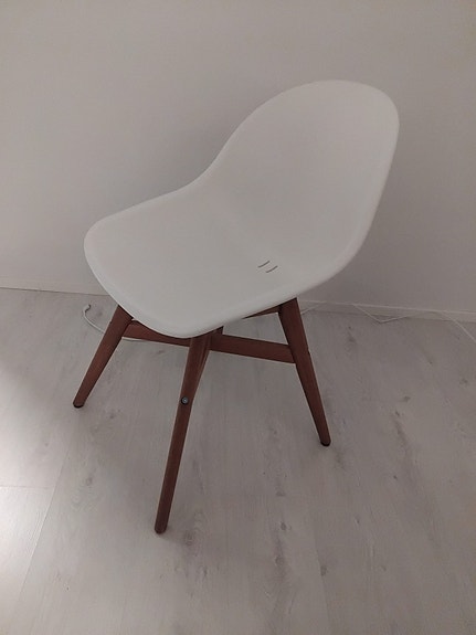 Ruokapöydän tuolit 4 kpl
