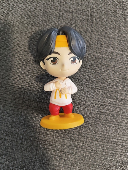 TINY TAN x BTS JIN -figuuri