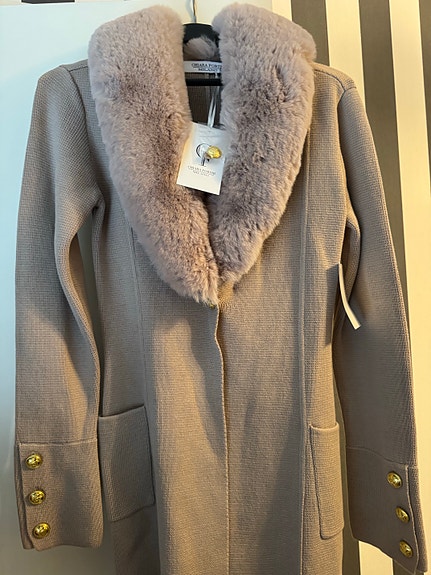 Uusi beige neuletakki xs