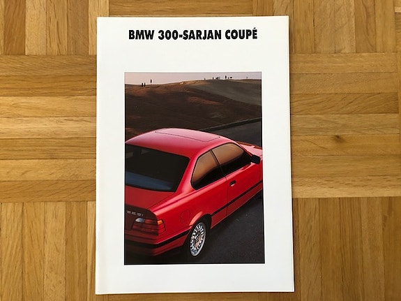 Esite BMW E36 3-sarja Coupe vuodelta 1992 318is - 320i - 325i