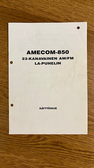 Amecom 850 LA-puhelimen käyttöohje ja kytkentäkaavio