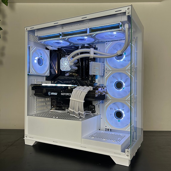 Pelikone / RTX 3080 / ryzen 5 5600x / 32 gb ram / 1000gb ssd / 850w