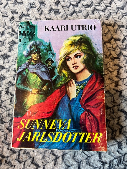Kaari Utrio – Sunneva Jarlsdotter pokkari