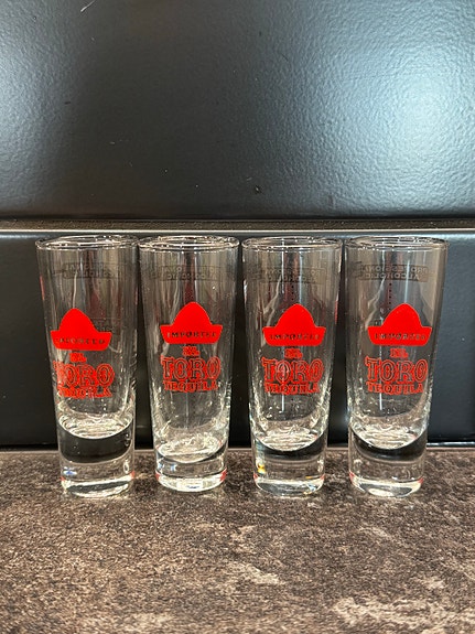 Mittalasit tai tequila-lasit El Toro, 4 kpl