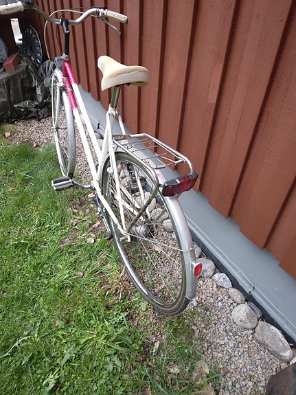 naisten 3 vaihteinen polkupyörä