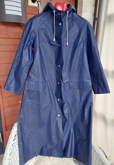 Retro sininen pitkä hupullinen sadetakki, S (M), Rukka