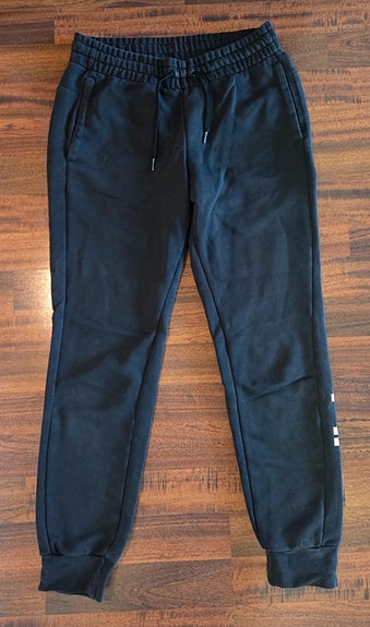Adidas mustat naisten housut XS