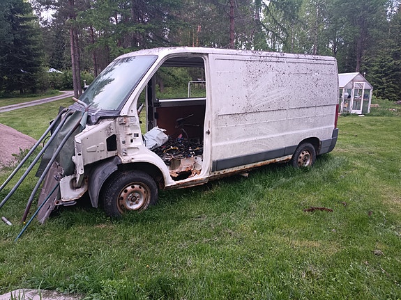 Citroen jummerin moottori+ vaihdelaatikkoää